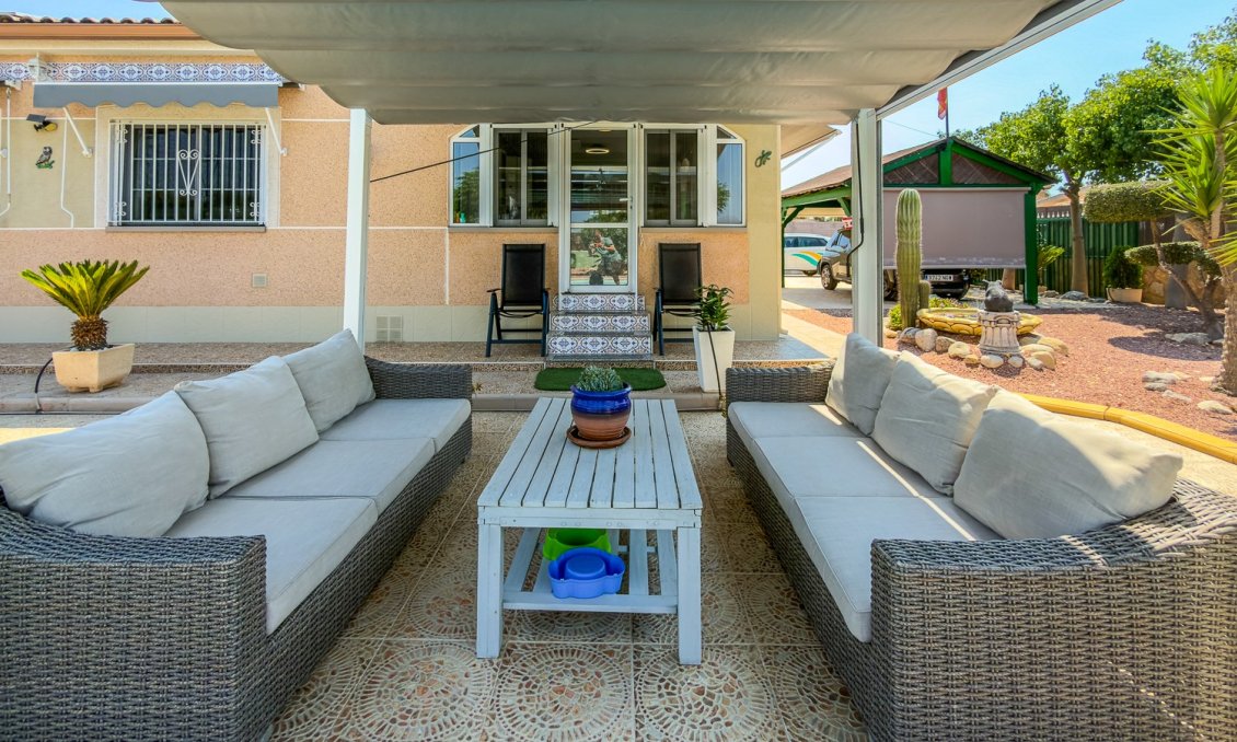 Segunda mano - Villa -
Catral - Costa Blanca