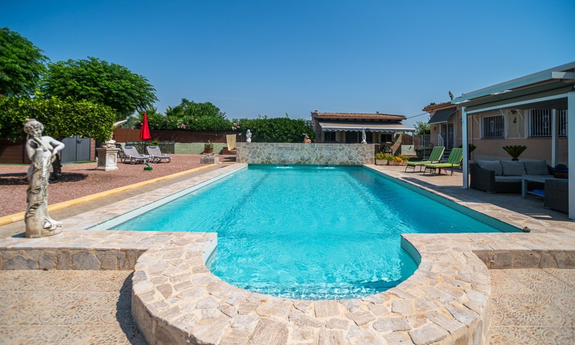 Segunda mano - Villa -
Catral - Costa Blanca