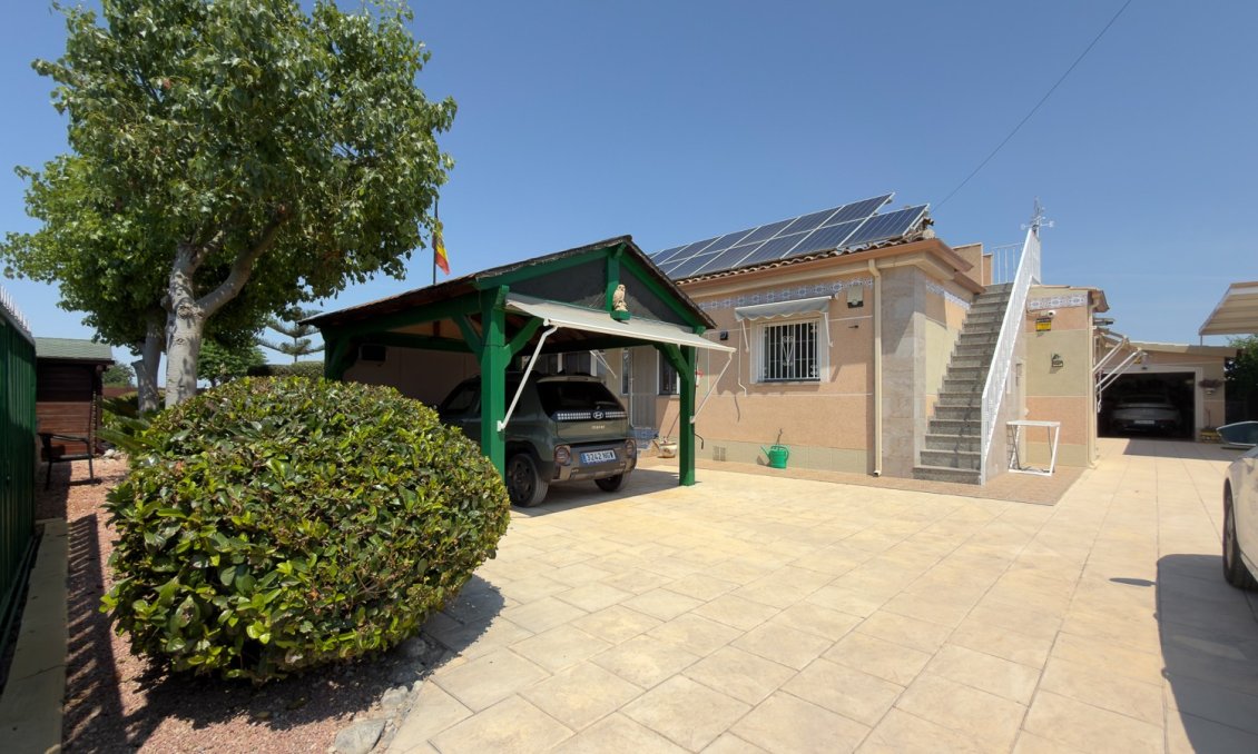 Segunda mano - Villa -
Catral - Costa Blanca