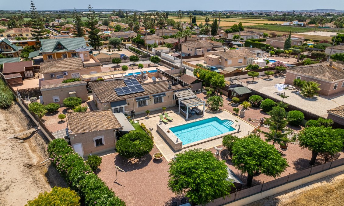 Segunda mano - Villa -
Catral - Costa Blanca