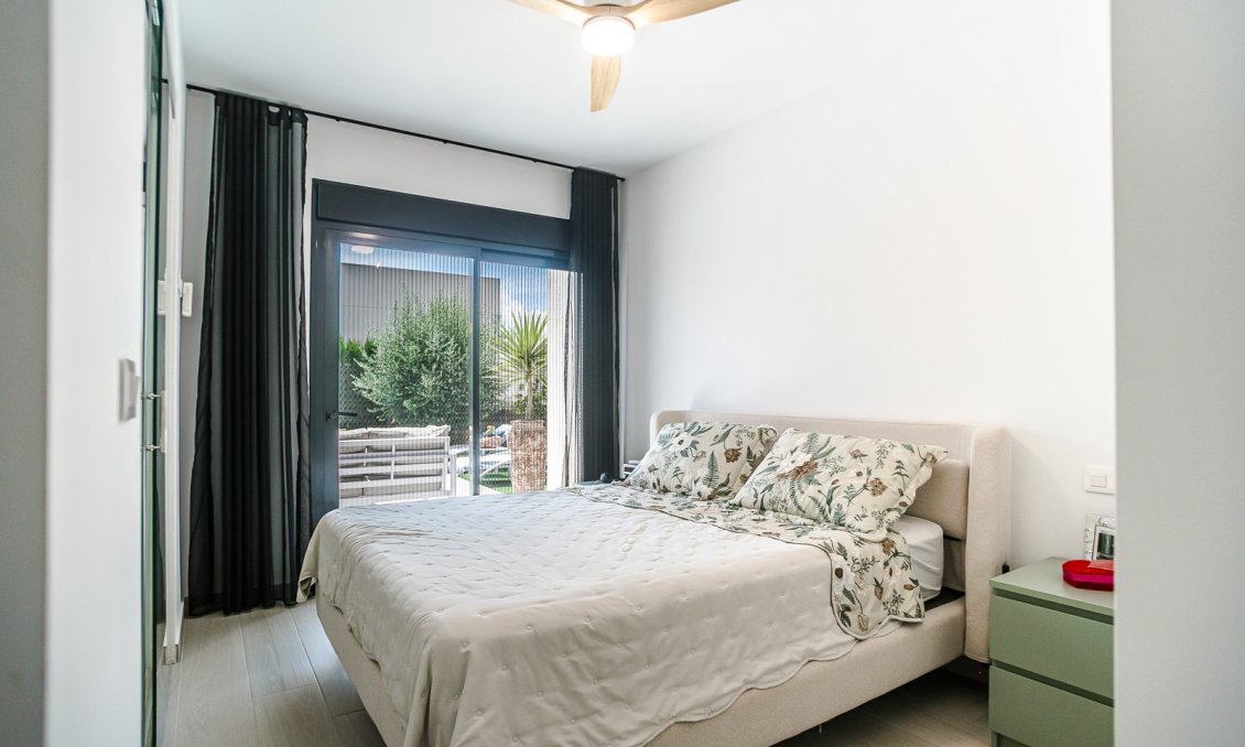 Segunda mano - Villa -
Algorfa - Inland