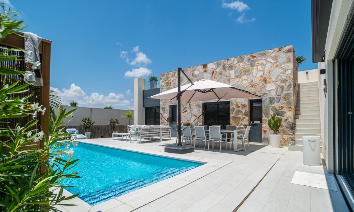 Segunda mano - Villa -
Algorfa - Inland