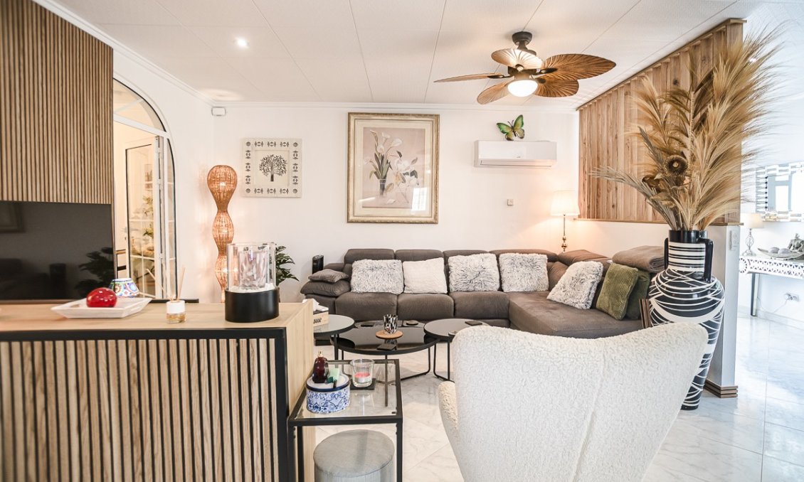 Revente - Villa -
La Marina - Costa Blanca