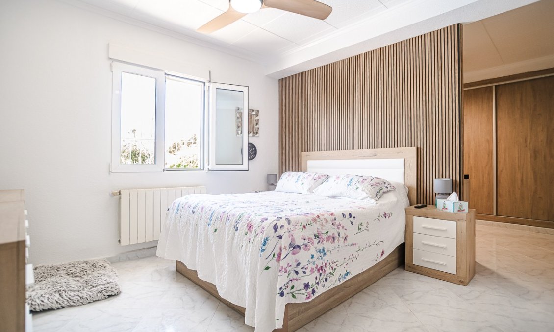 Revente - Villa -
La Marina - Costa Blanca