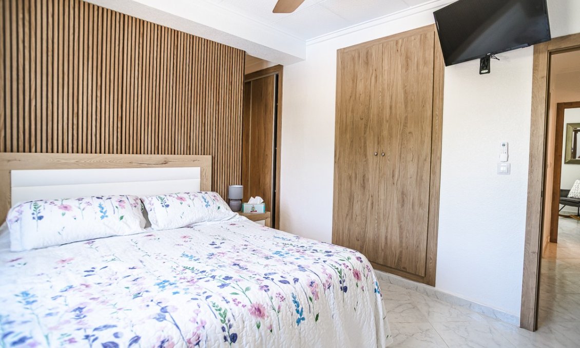 Revente - Villa -
La Marina - Costa Blanca