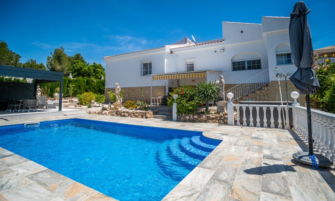 Revente - Villa -
La Marina - Costa Blanca