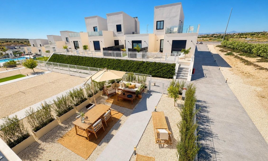 New Build - Townhouse -
Baños y Mendigo - Altaona Golf