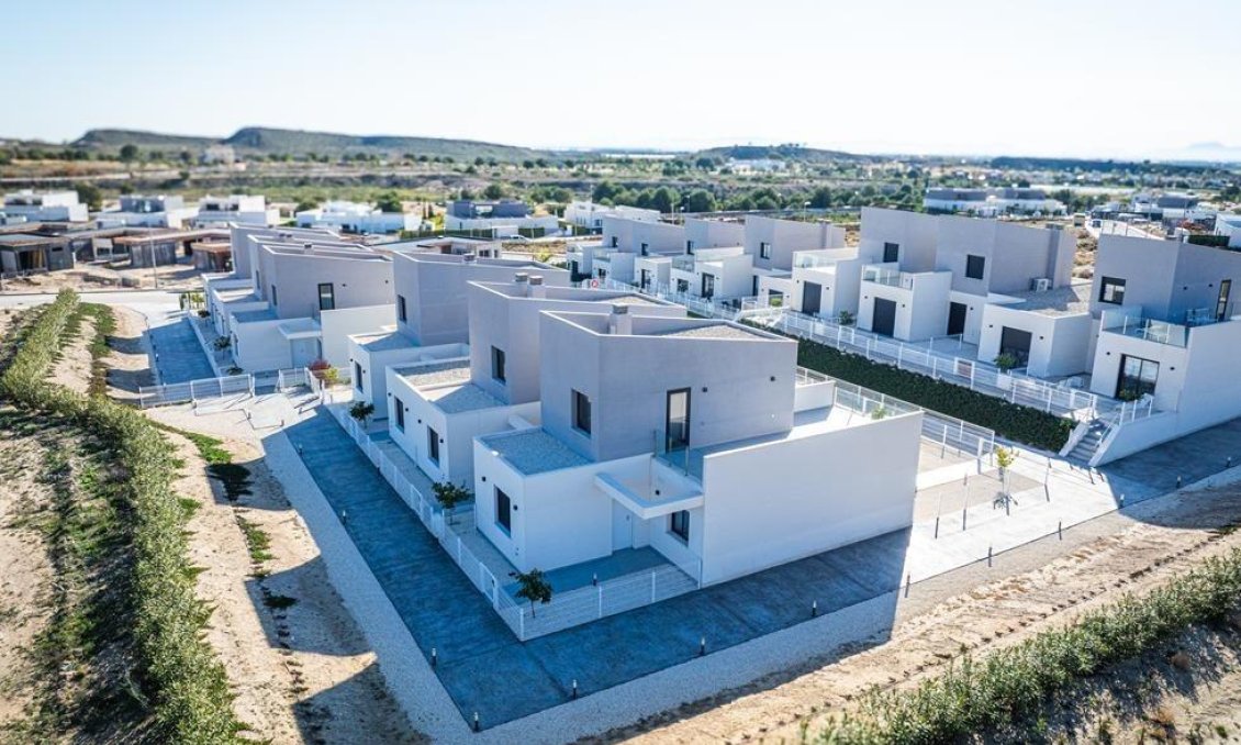 New Build - Townhouse -
Baños y Mendigo - Altaona Golf