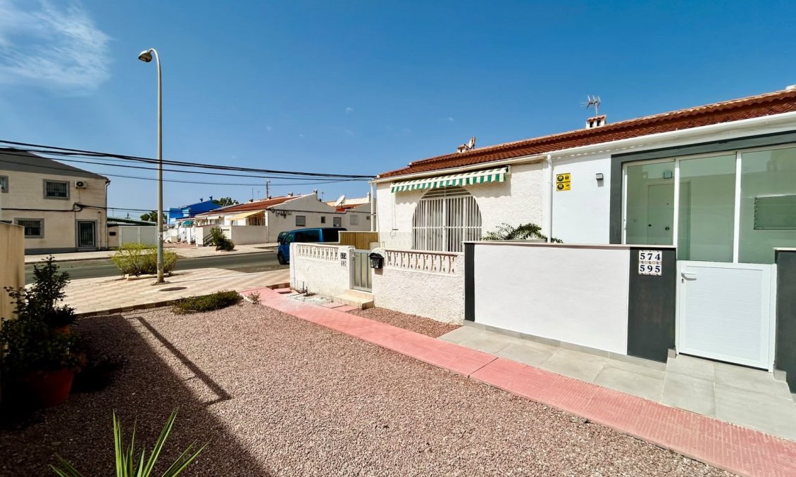 Segunda mano - Bungalow -
La Siesta - Costa Blanca
