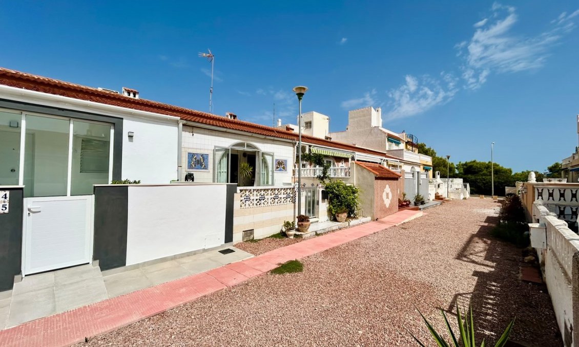 Segunda mano - Bungalow -
La Siesta - Costa Blanca