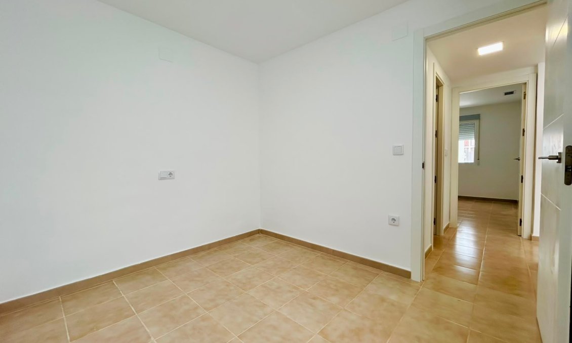 Segunda mano - Bungalow -
La Siesta - Costa Blanca