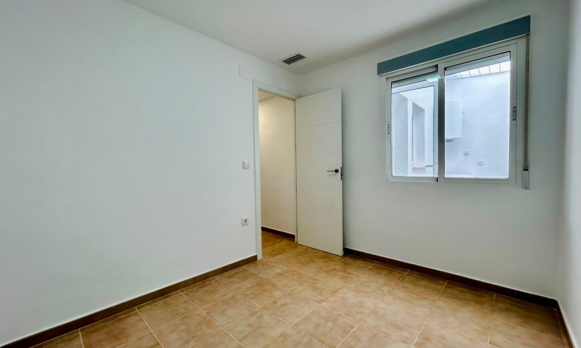 Segunda mano - Bungalow -
La Siesta - Costa Blanca