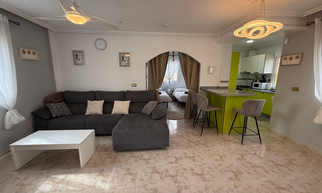 Segunda mano - Villa -
Orihuela Costa - Costa Blanca