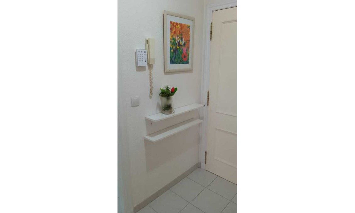 Segunda mano - Apartamento -
Torrevieja - Habaneras