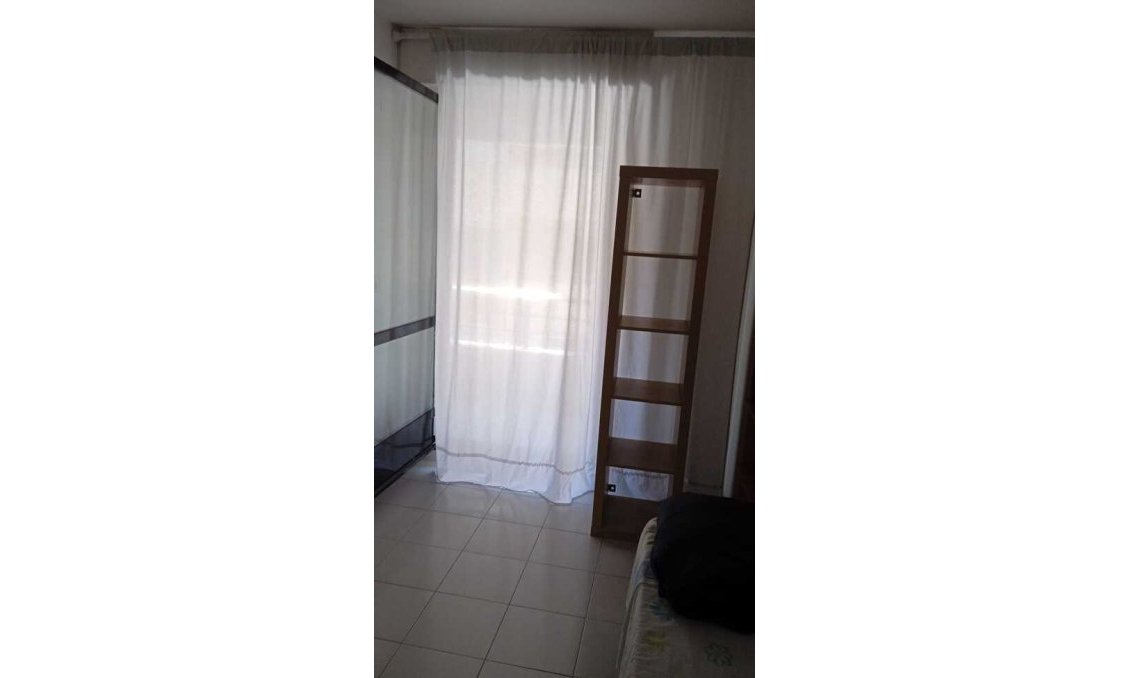 Segunda mano - Apartamento -
Torrevieja - Habaneras