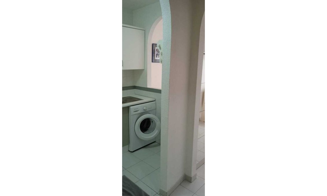 Segunda mano - Apartamento -
Torrevieja - Habaneras
