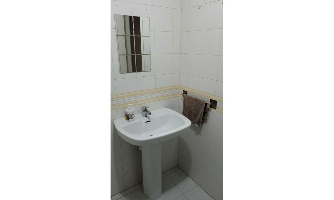 Segunda mano - Apartamento -
Torrevieja - Habaneras