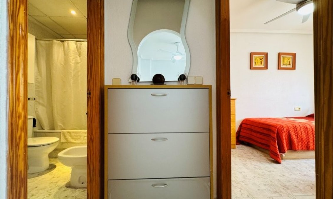 Segunda mano - Apartamento -
La Mata - Costa Blanca