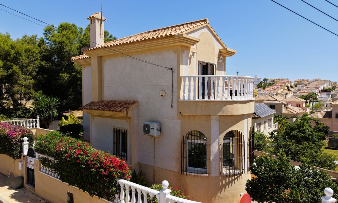 Segunda mano - Villa -
Orihuela Costa - Costa Blanca
