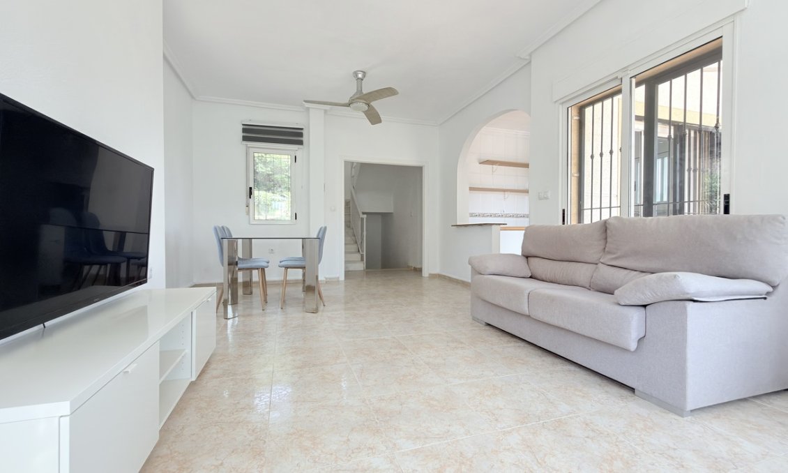 Segunda mano - Villa -
Orihuela Costa - Costa Blanca