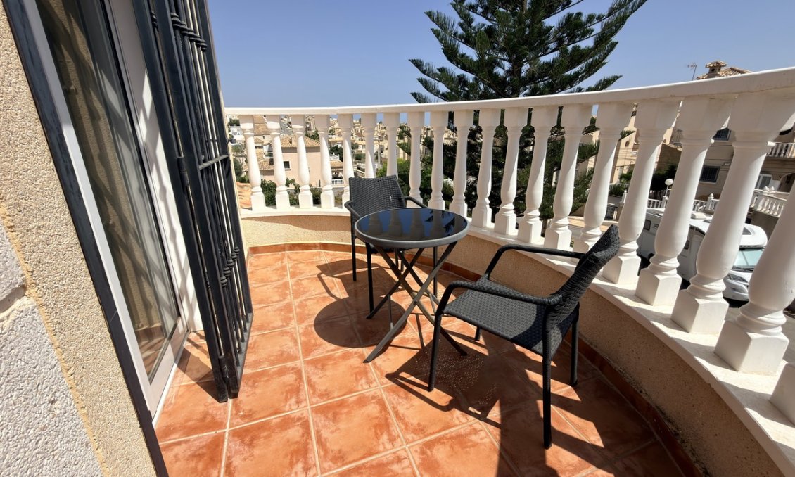Segunda mano - Villa -
Orihuela Costa - Costa Blanca
