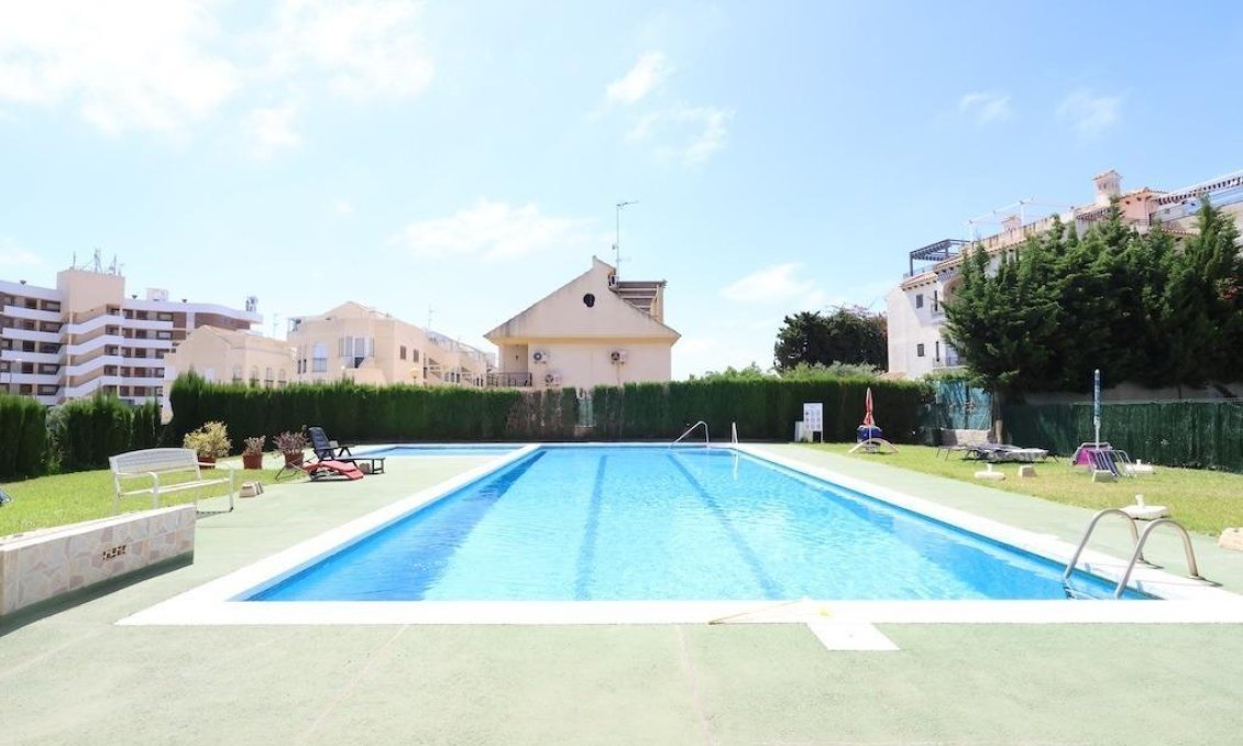 Segunda mano - Apartamento -
Orihuela Costa - Costa Blanca