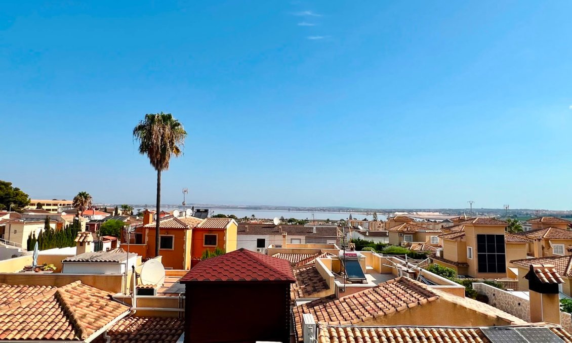 Segunda mano - Villa -
Orihuela - Inland