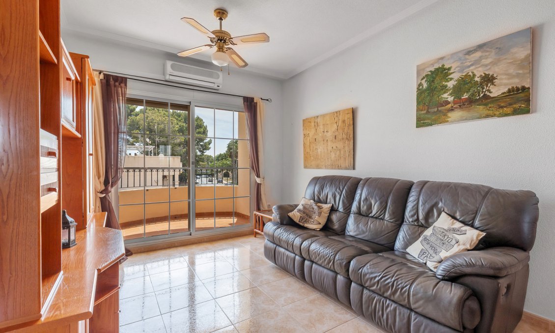 Segunda mano - Apartamento -
Orihuela - Inland