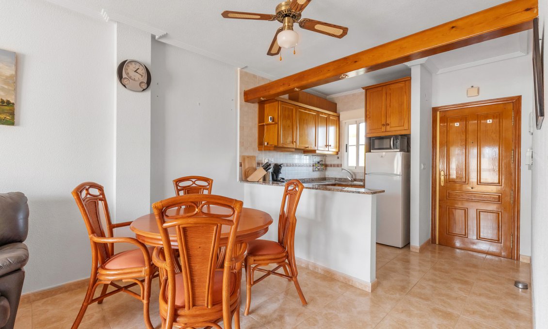 Segunda mano - Apartamento -
Orihuela - Inland