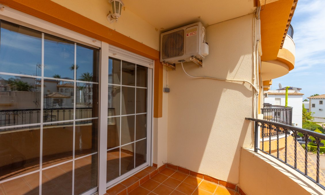 Segunda mano - Apartamento -
Orihuela - Inland