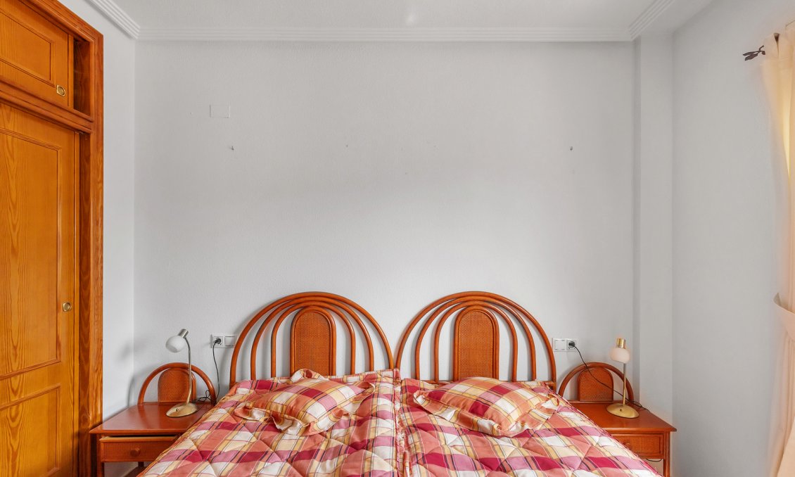 Segunda mano - Apartamento -
Orihuela - Inland
