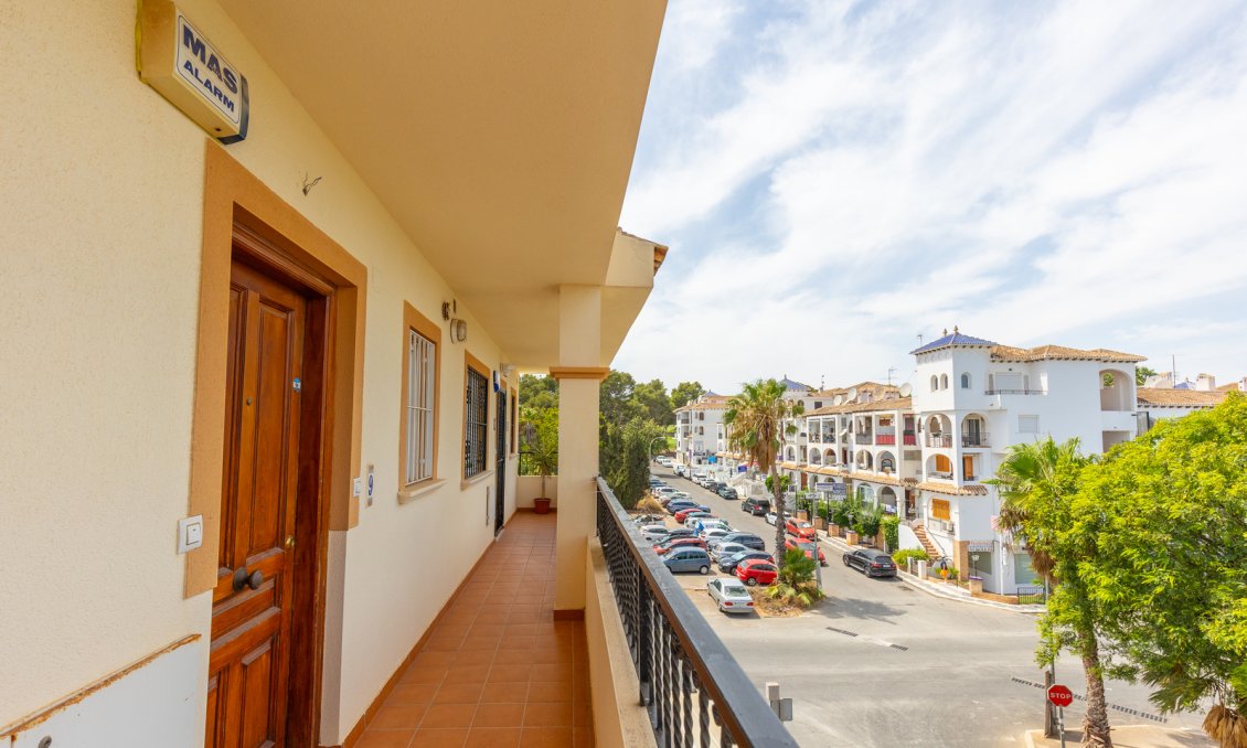 Segunda mano - Apartamento -
Orihuela - Inland