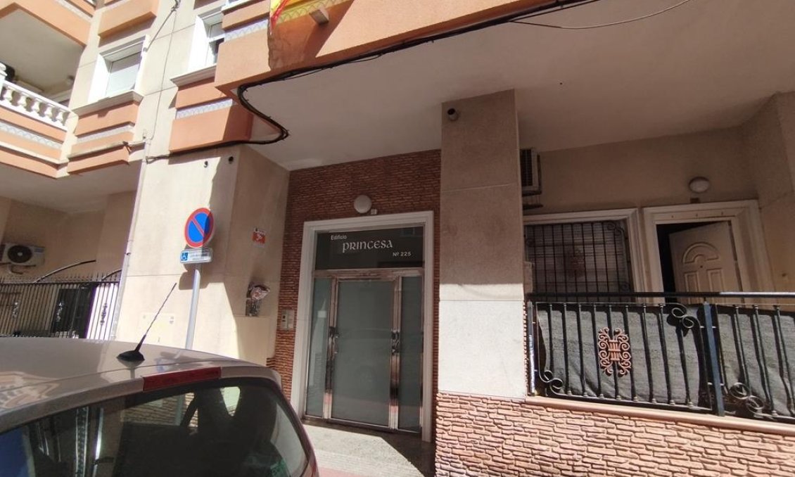 Resale - Apartment -
Torrevieja - DIEGO RAMIREZ LA LOMA