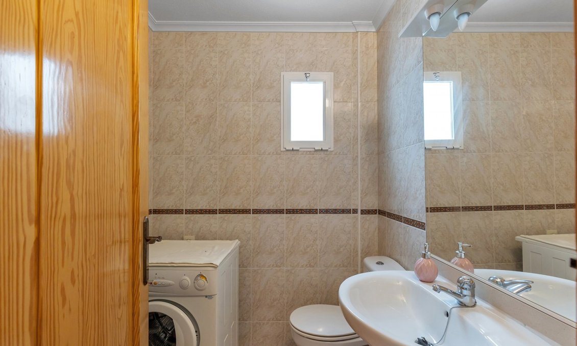 Segunda mano - Apartamento -
La Mata - Costa Blanca