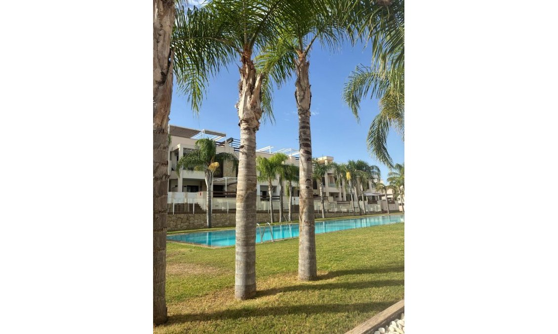 Segunda mano - Apartamento -
Torrevieja - Los Balcones