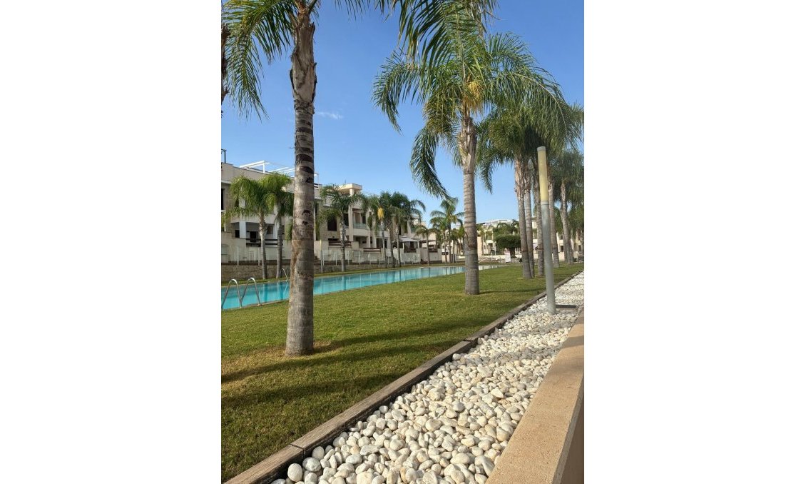 Segunda mano - Apartamento -
Torrevieja - Los Balcones