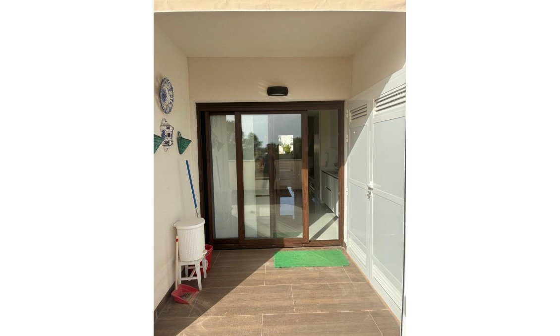 Segunda mano - Apartamento -
Torrevieja - Los Balcones
