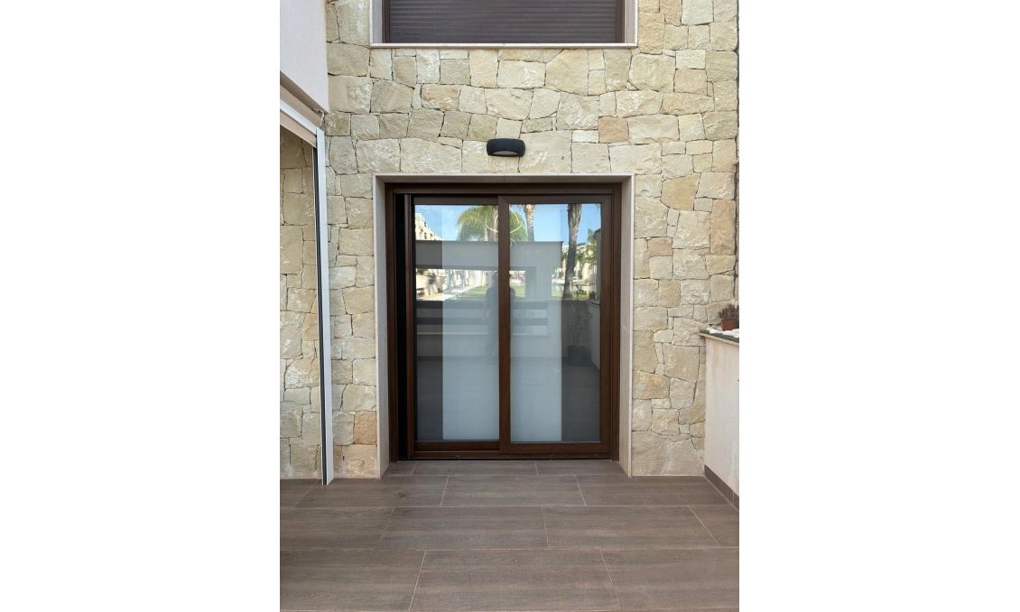 Segunda mano - Apartamento -
Torrevieja - Los Balcones