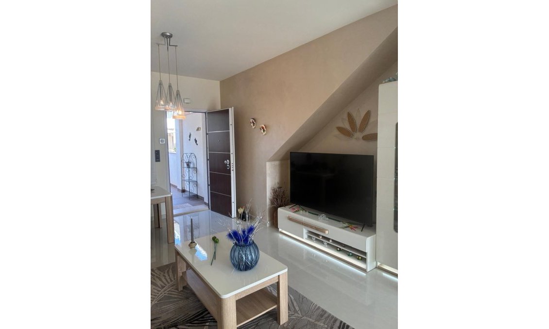 Segunda mano - Apartamento -
Torrevieja - Los Balcones