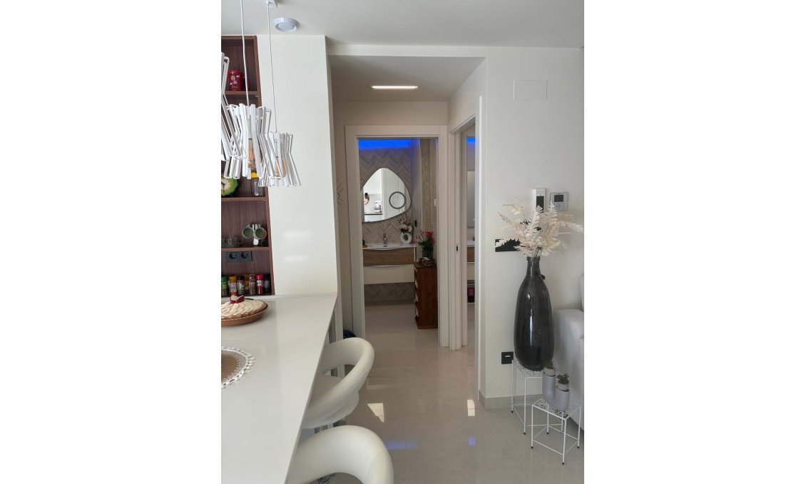 Segunda mano - Apartamento -
Torrevieja - Los Balcones