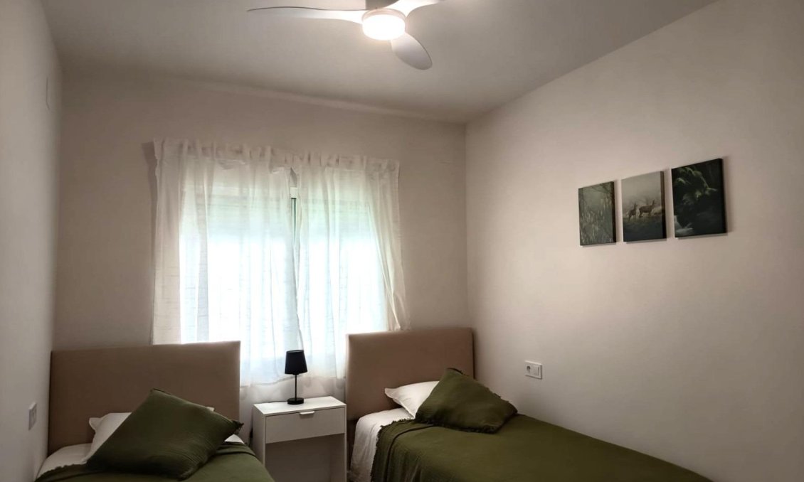 Használt Ingatlanok - Bungaló -
Orihuela Costa - Costa Blanca