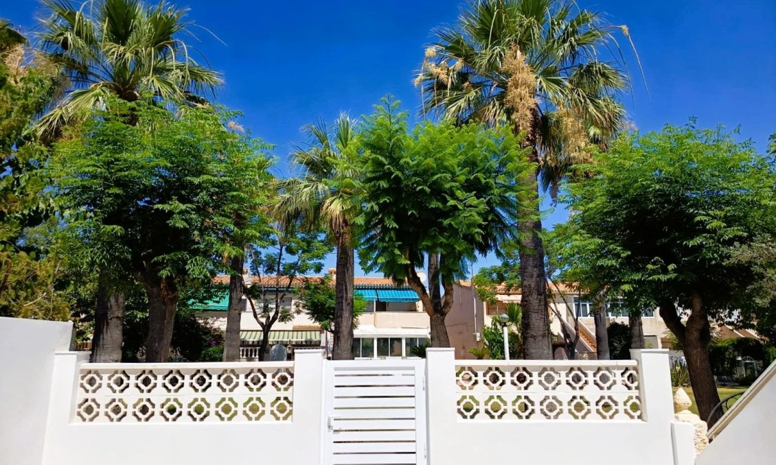 Használt Ingatlanok - Bungaló -
Orihuela Costa - Costa Blanca