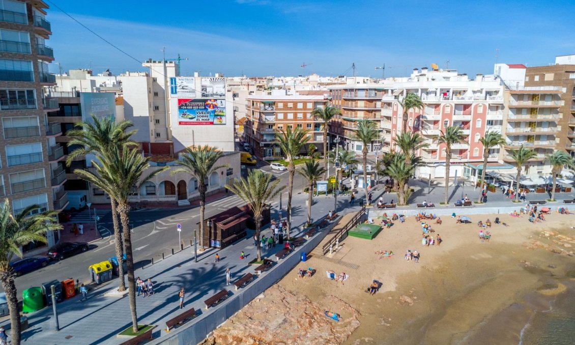 Segunda mano - Apartamento -
Torrevieja - Playa del Cura