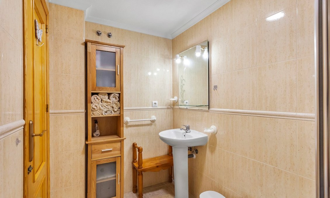 Segunda mano - Apartamento -
La Mata - Costa Blanca