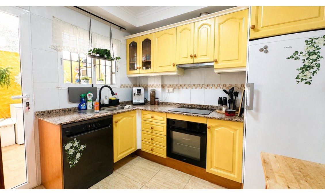 Resale - Townhouse -
Orihuela - Inland