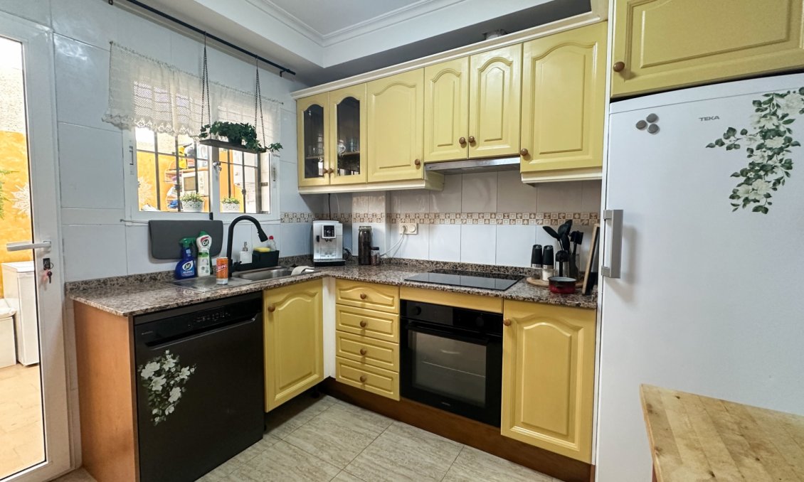 Resale - Townhouse -
Orihuela - Inland