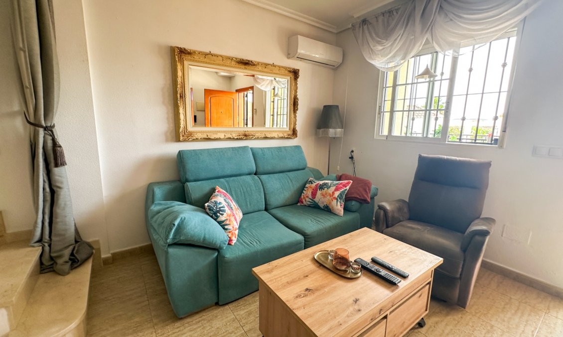 Resale - Townhouse -
Orihuela - Inland