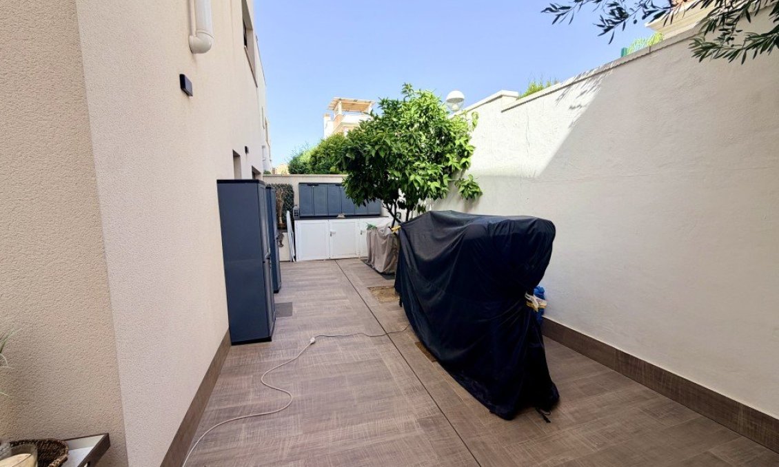 Segunda mano - Adosado -
Ciudad Quesada - Costa Blanca
