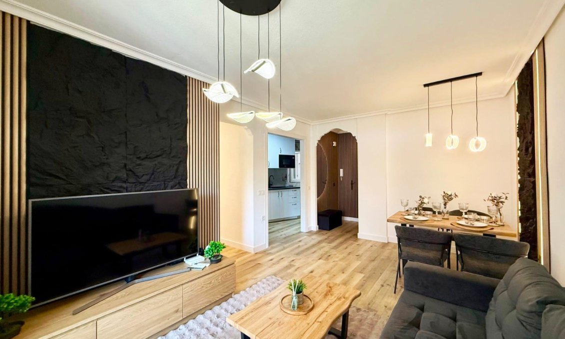 Segunda mano - Apartamento -
Torrevieja - Playa del Cura