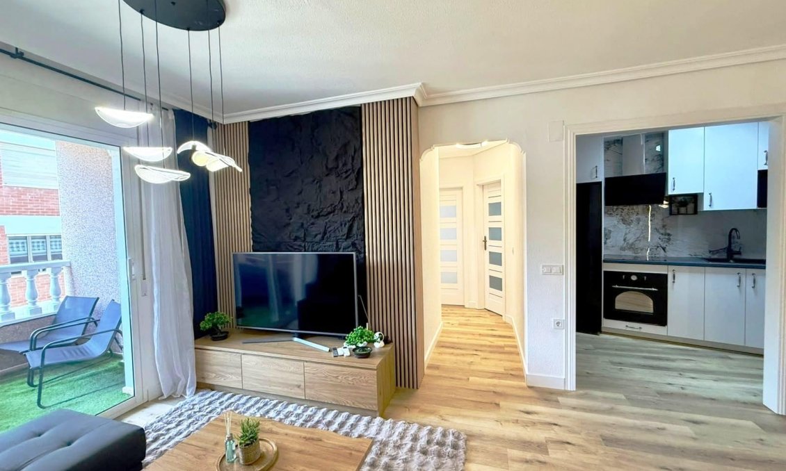 Segunda mano - Apartamento -
Torrevieja - Playa del Cura